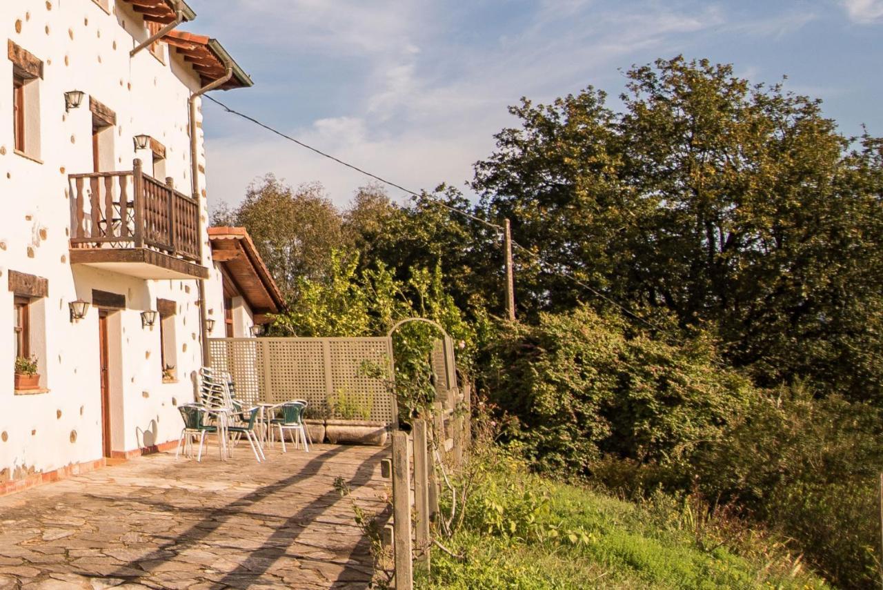 Готель Casa Rural Madariaga Artea Екстер'єр фото