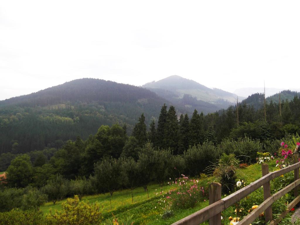 Готель Casa Rural Madariaga Artea Екстер'єр фото